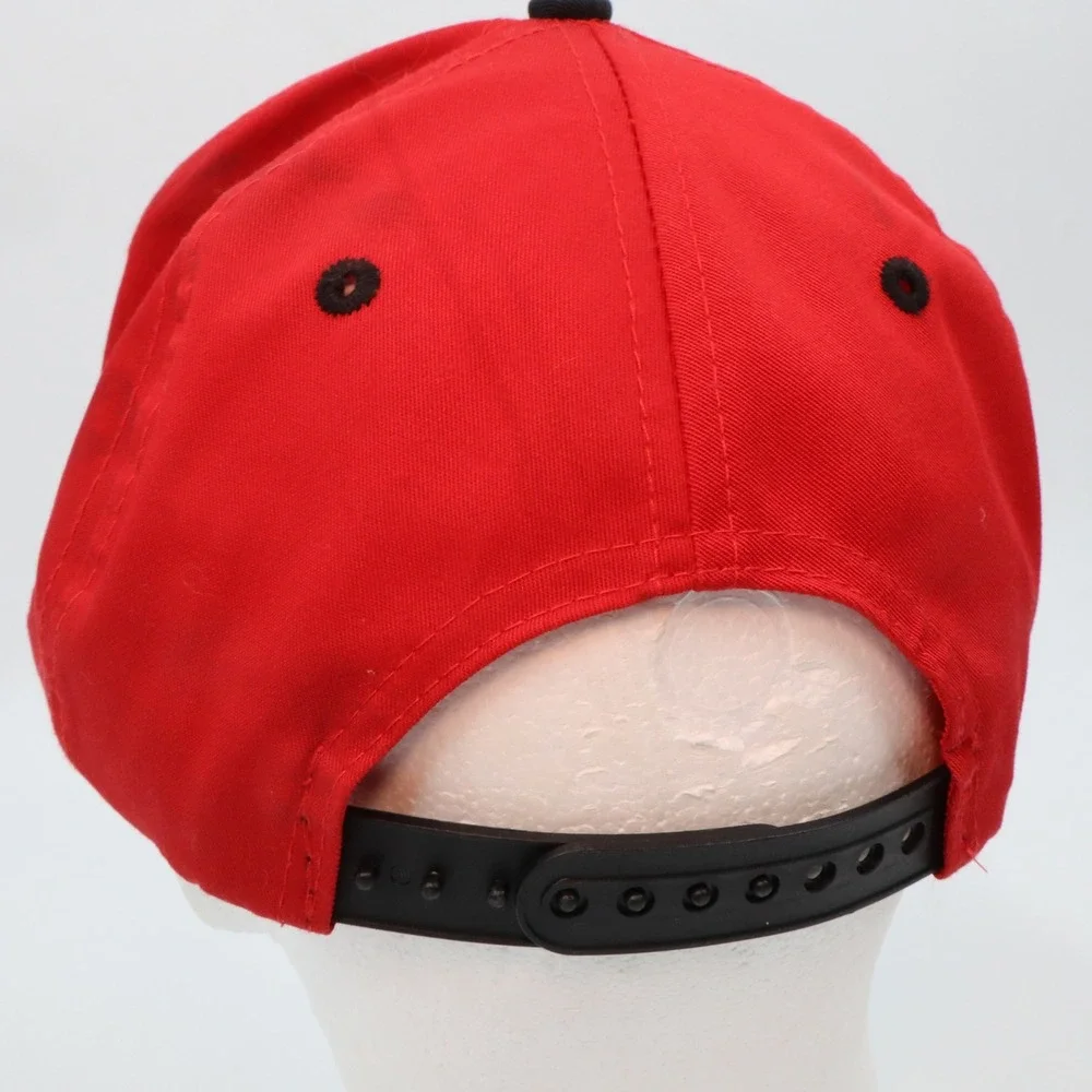 Detroit Red Wings Logo 7 Snapback Hat Mens OSFA Red Black Vintage NHL Hockey Cap
